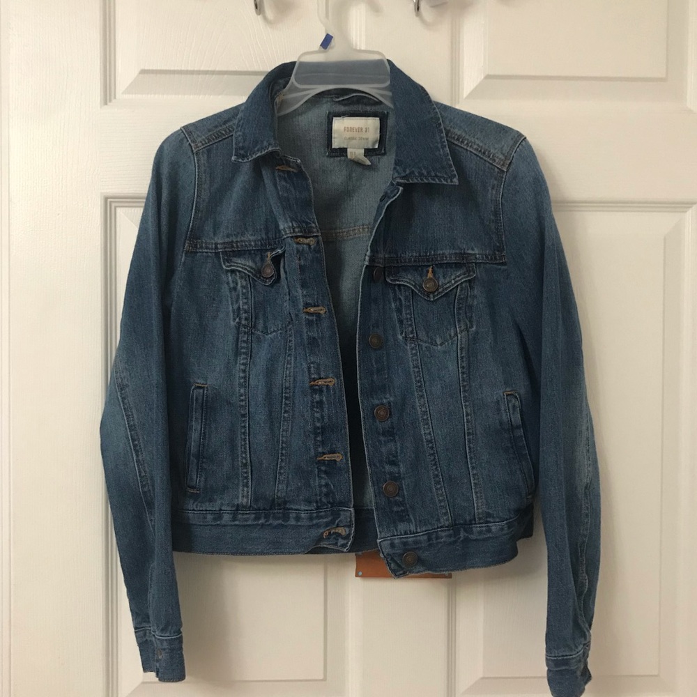 F21 Medium Wash Cropped Denim Jacket